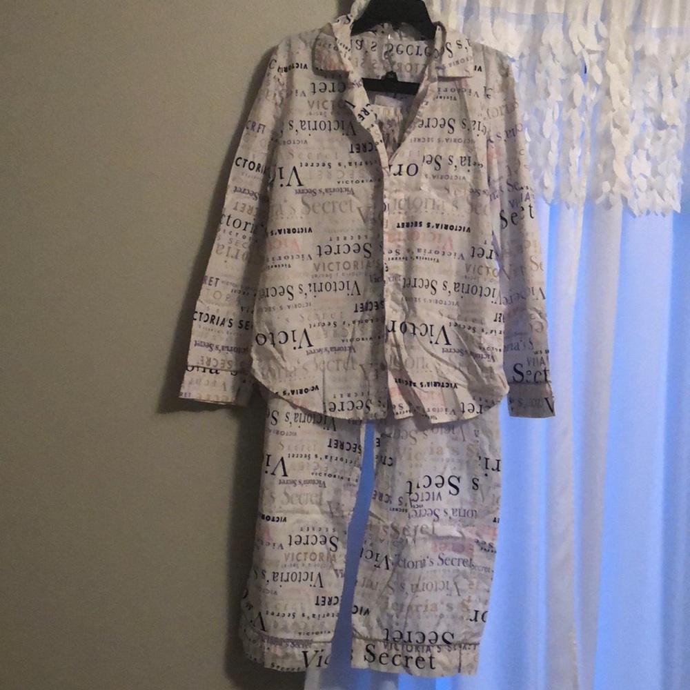 EUC Victoria Secrets Pajamas